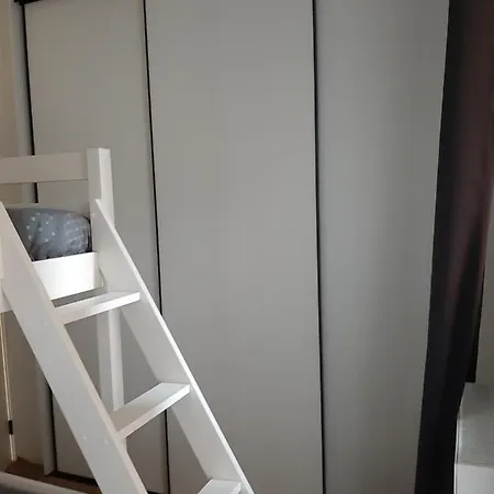 Novia - Op De Zeedijk, Parkeren Mogelijk