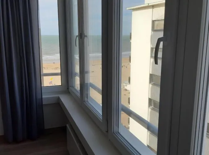 Novia - Op De Zeedijk, Parkeren Mogelijk Apartment